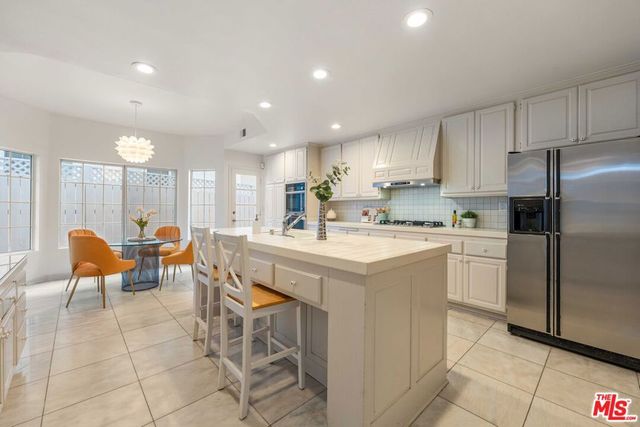 134 Roma Court, Marina Del Rey, CA 90292