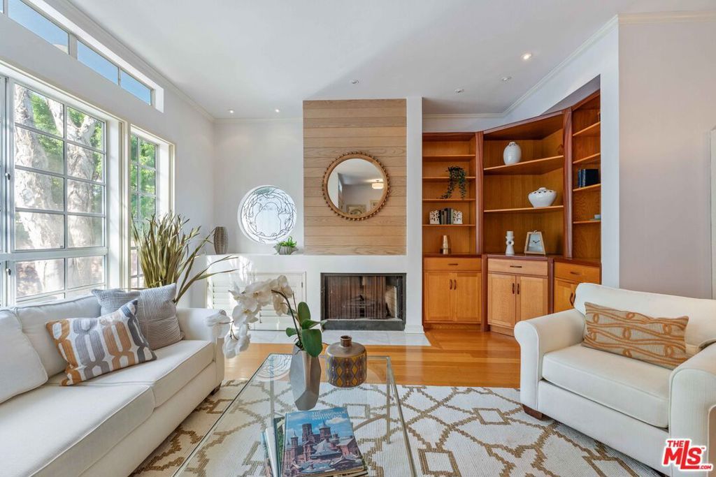 134 Roma Court, Marina Del Rey, CA 90292