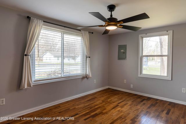 5017 Ingham Street, Lansing, MI 48911