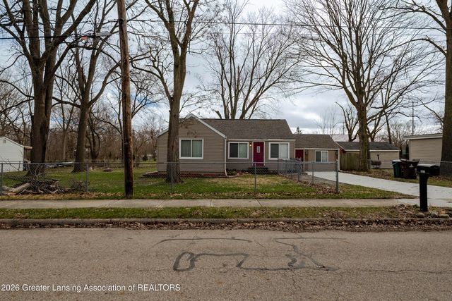 5017 Ingham Street, Lansing, MI 48911