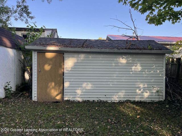 5017 Ingham Street, Lansing, MI 48911