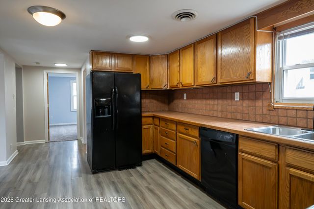 5017 Ingham Street, Lansing, MI 48911