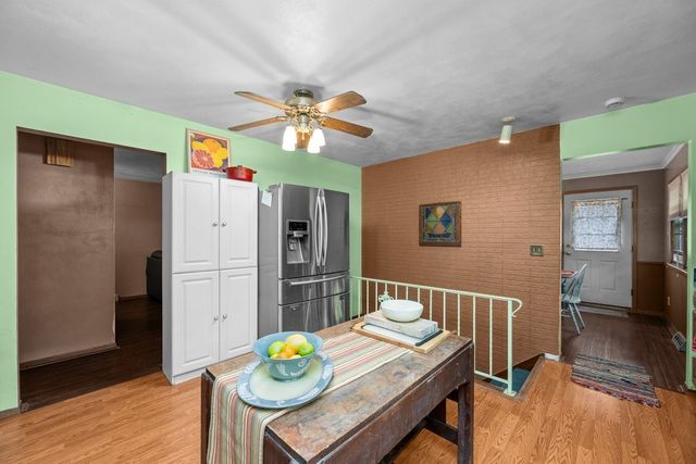 4131 Fillmore Lane, Davenport, IA 52806