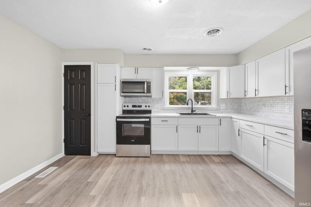 2915 Abbott Street, Fort Wayne, IN 46806
