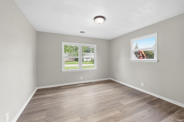 2915 Abbott Street, Fort Wayne, IN 46806