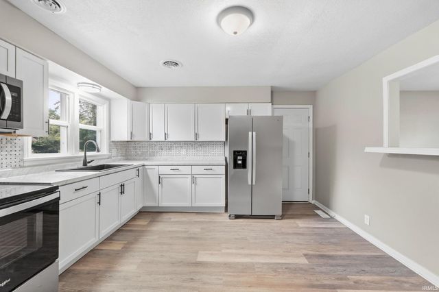 2915 Abbott Street, Fort Wayne, IN 46806