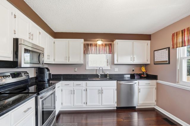 4990 Pegasus Court, Hilliard, OH 43026