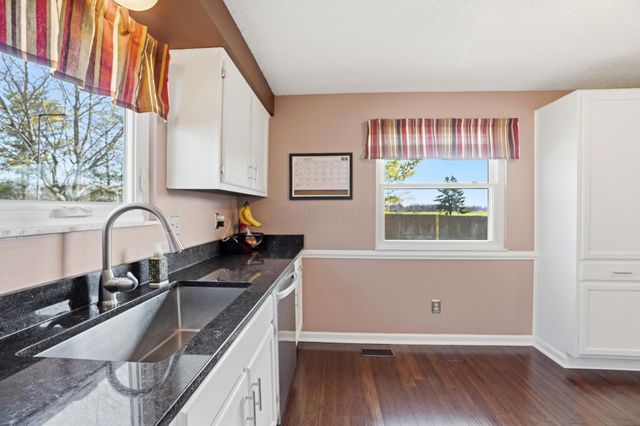 4990 Pegasus Court, Hilliard, OH 43026