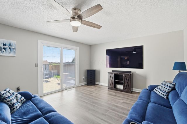 4990 Pegasus Court, Hilliard, OH 43026