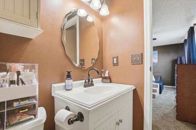 4990 Pegasus Court, Hilliard, OH 43026