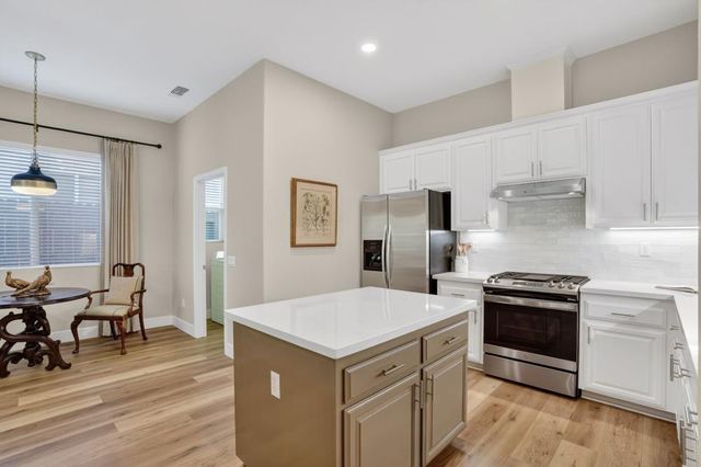 9021 Fallsmont Dr, El Dorado Hills, CA 95762