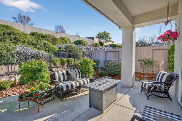 9021 Fallsmont Dr, El Dorado Hills, CA 95762