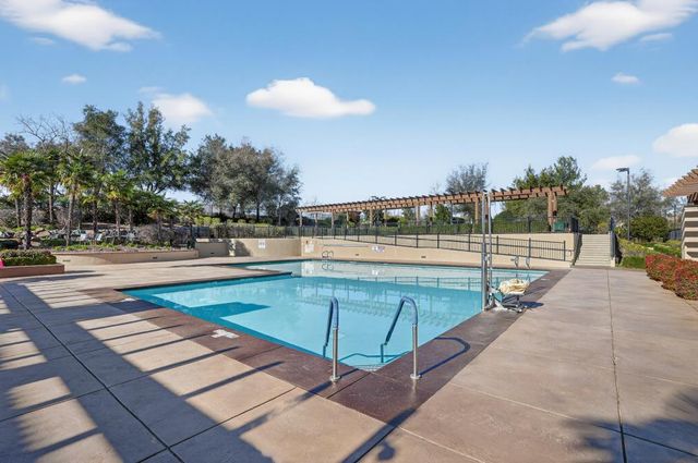 9021 Fallsmont Dr, El Dorado Hills, CA 95762