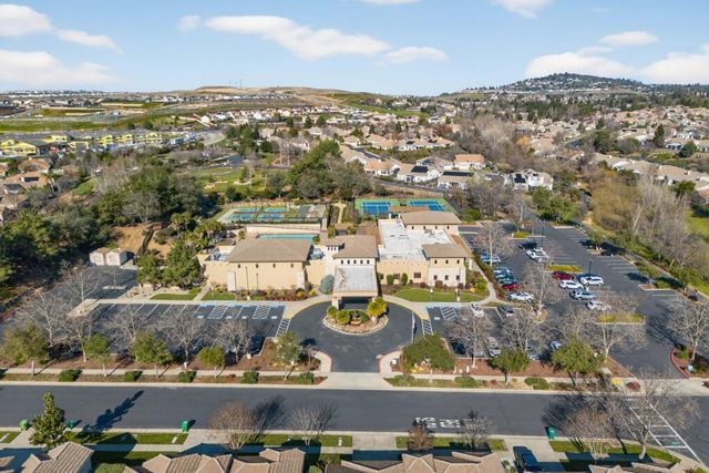 9021 Fallsmont Dr, El Dorado Hills, CA 95762