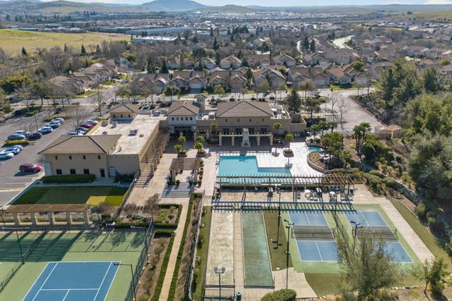 9021 Fallsmont Dr, El Dorado Hills, CA 95762