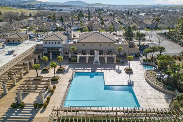 9021 Fallsmont Dr, El Dorado Hills, CA 95762