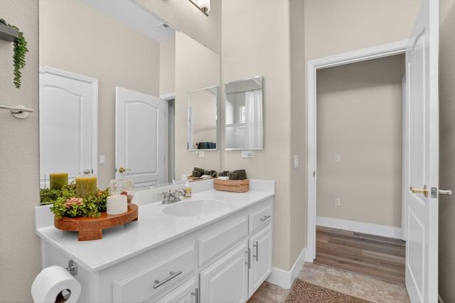 9021 Fallsmont Dr, El Dorado Hills, CA 95762