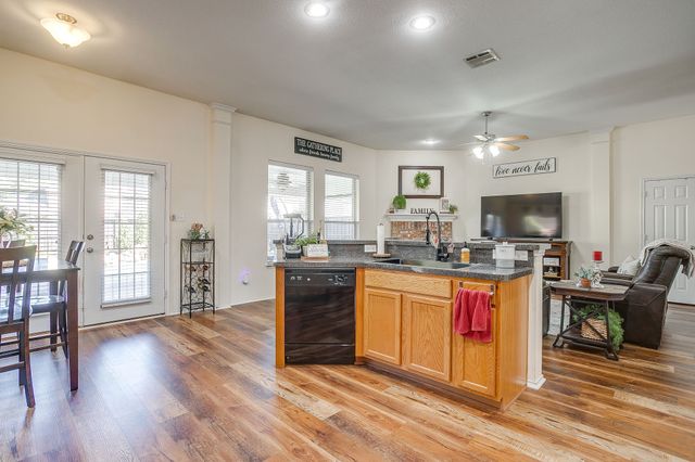 509 Azalea Drive, Glenn Heights, TX 75154