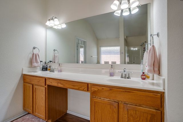 509 Azalea Drive, Glenn Heights, TX 75154