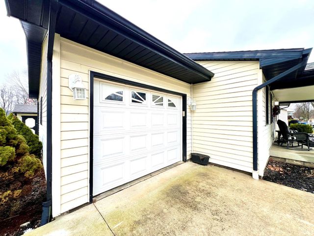 149 Hel Mar Drive, Mitchell, IN 47446