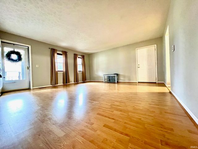 149 Hel Mar Drive, Mitchell, IN 47446