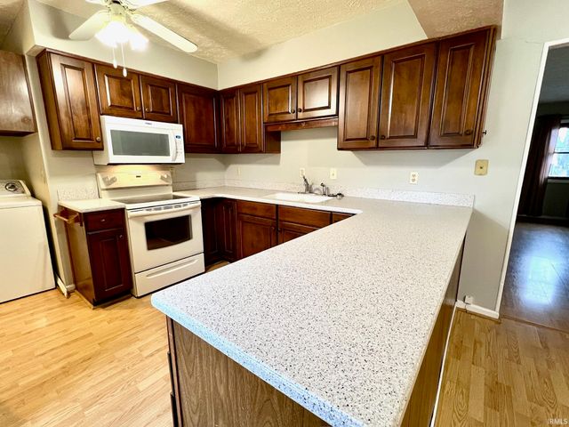 149 Hel Mar Drive, Mitchell, IN 47446