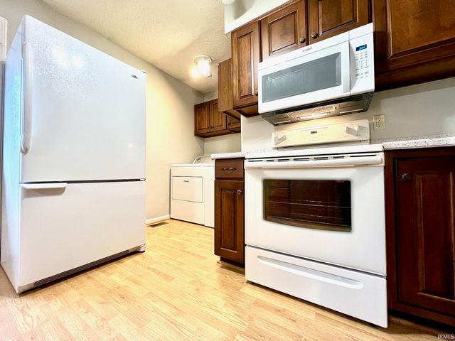 149 Hel Mar Drive, Mitchell, IN 47446