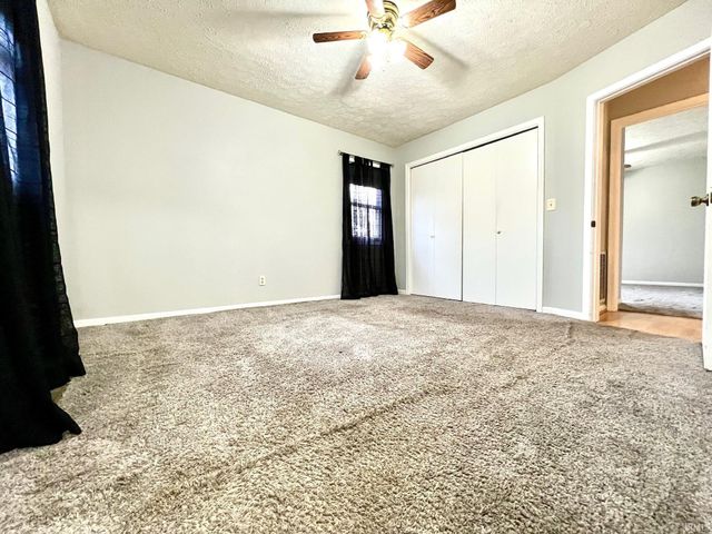 149 Hel Mar Drive, Mitchell, IN 47446