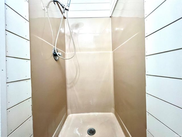 149 Hel Mar Drive, Mitchell, IN 47446