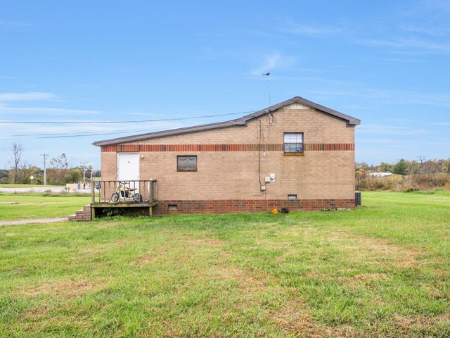 4921 Highway 48, N, Nunnelly, TN 37137