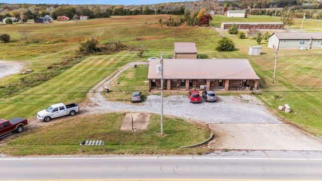 4921 Highway 48, N, Nunnelly, TN 37137