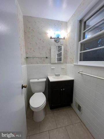 8102 CAREY BRANCH DR, Fort Washington, MD 20744