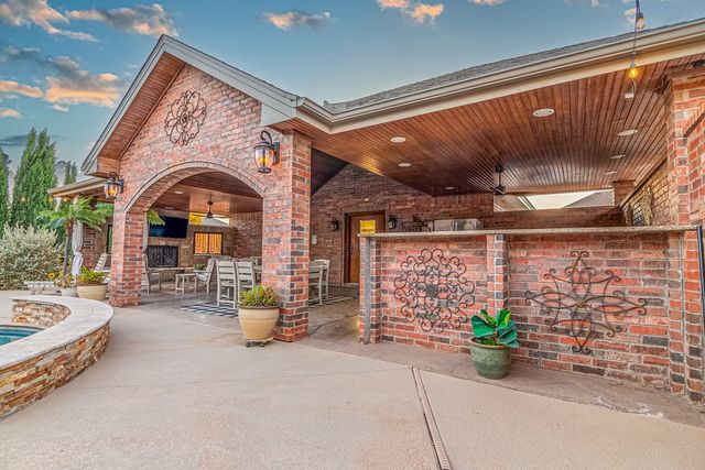 2009 Brentwood Dr, Midland, TX 79707