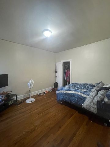 4123 W Washington Boulevard, Chicago, IL 60624