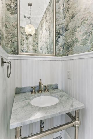 100 Oakmont Pl, Lebanon, TN 37087