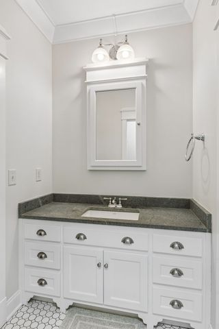 100 Oakmont Pl, Lebanon, TN 37087