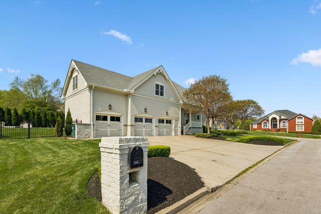 100 Oakmont Pl, Lebanon, TN 37087