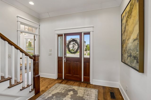 100 Oakmont Pl, Lebanon, TN 37087