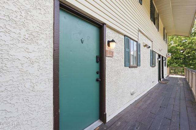 156 Dillon Rd Apt 225, Hilton Head Island, SC 29926