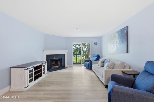 156 Dillon Rd Apt 225, Hilton Head Island, SC 29926