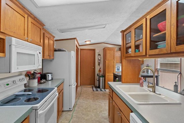 1140 Chicago Drive, Friendship, WI 53934