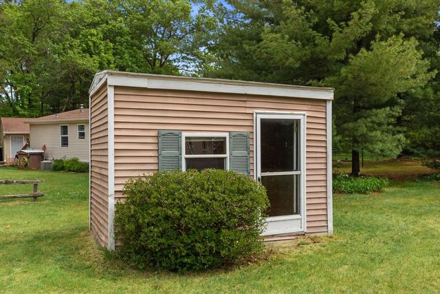 1140 Chicago Drive, Friendship, WI 53934