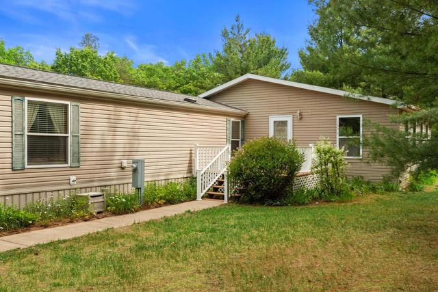 1140 Chicago Drive, Friendship, WI 53934