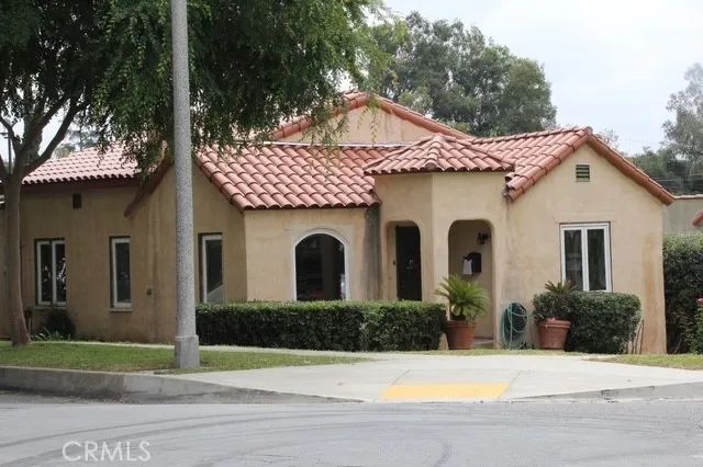 1804 N Belmont Avenue North, Pasadena, CA 91103