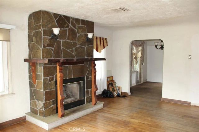 1804 N Belmont Avenue North, Pasadena, CA 91103