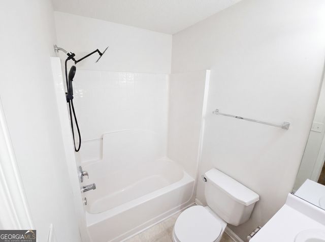 220 Fox Creek Boulevard, Woodstock, GA 30188