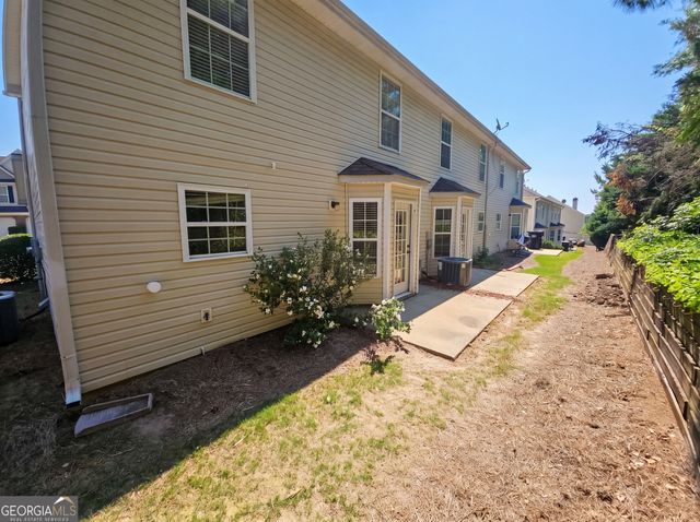 220 Fox Creek Boulevard, Woodstock, GA 30188