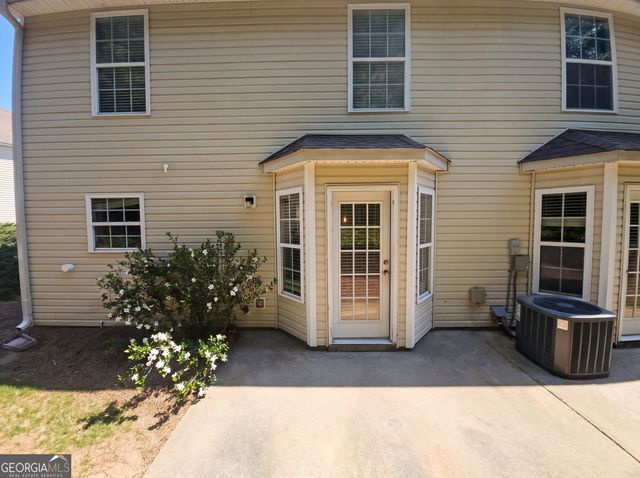220 Fox Creek Boulevard, Woodstock, GA 30188