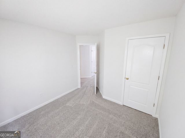 220 Fox Creek Boulevard, Woodstock, GA 30188
