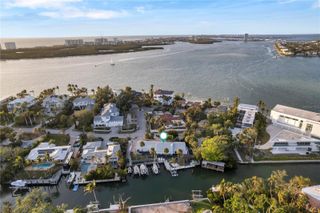 31 LANDS END LANE, Sarasota, FL 34242